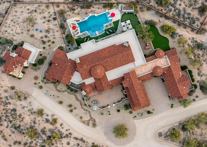 Hozho East Estate Holiday home *